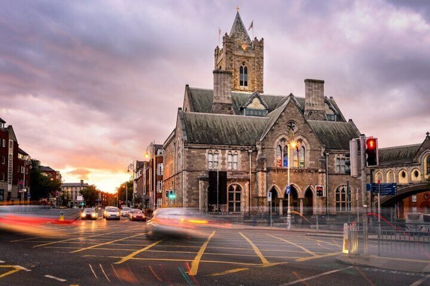 Dublin Scavenger Hunt and Self-Guided Walking Tour 1