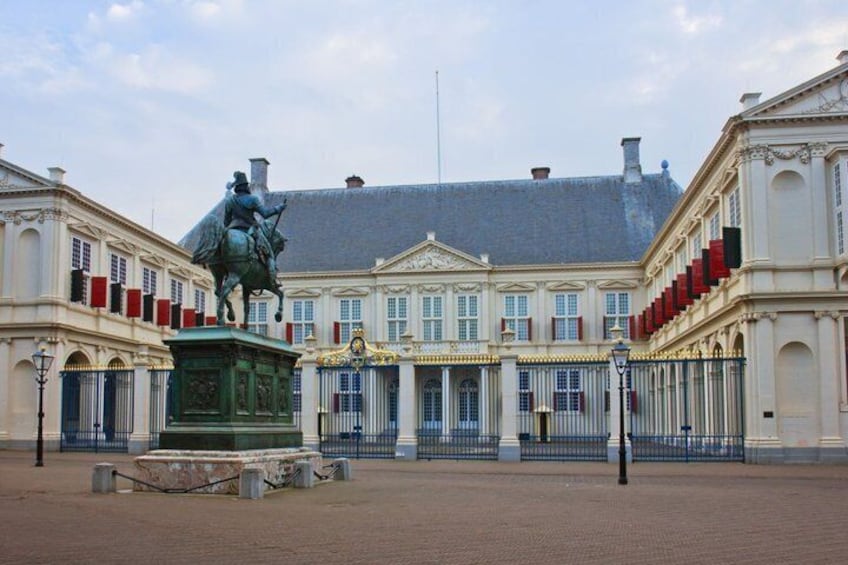 The Hague Scavenger Hunt & Highlights Self-Guided Walking Tour 5