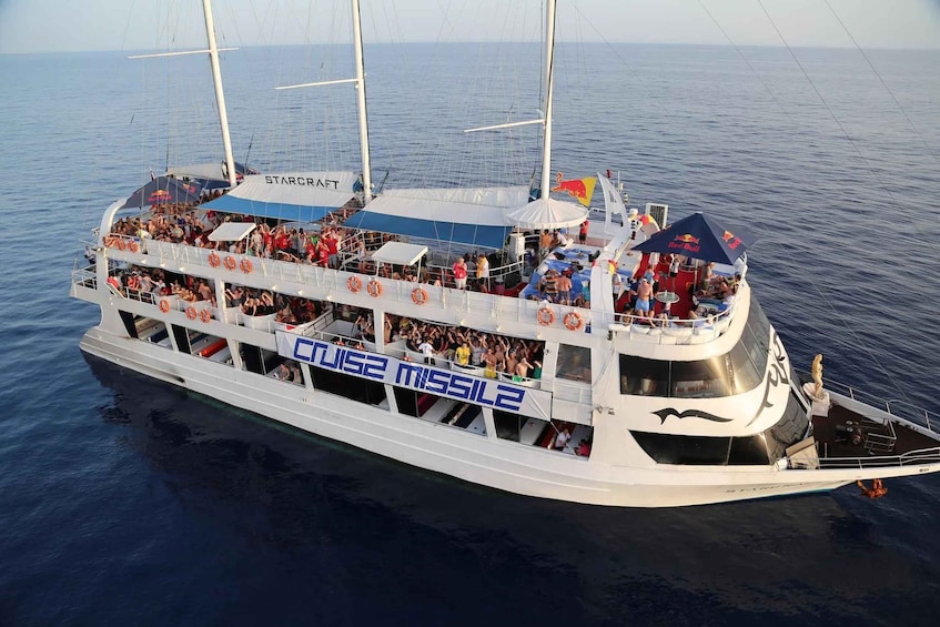 Picture 1 for Activity Alanya: Starcraft Party Boat Cruise with Day & Night Tours 2