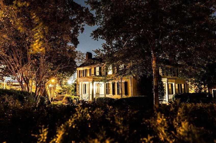 Come see Richmond like you never have heard tales of death and bring the city's history back to life. 3