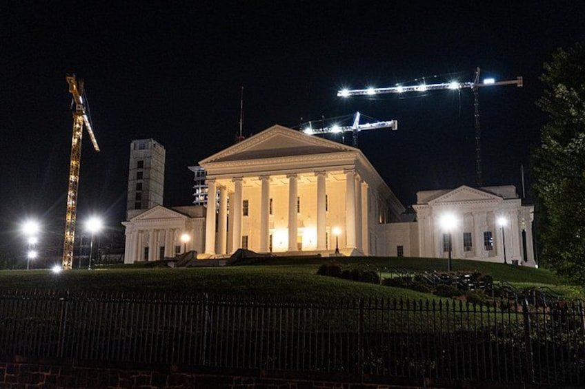 Join US Ghost Adventures for a late-night, spine-tingling journey through haunted Richmond. 3
