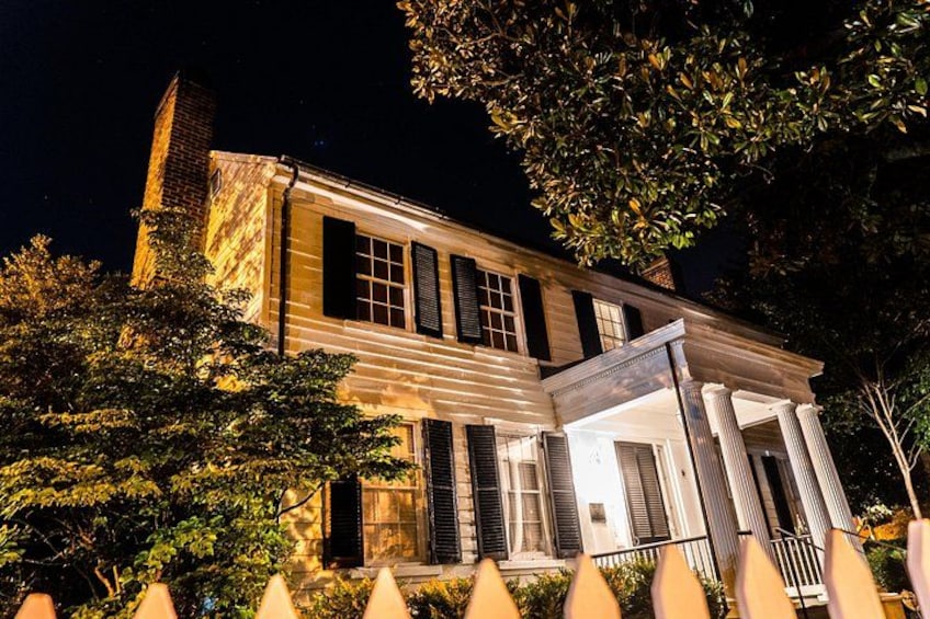 Come to be told the true crime history of these haunted stops 3