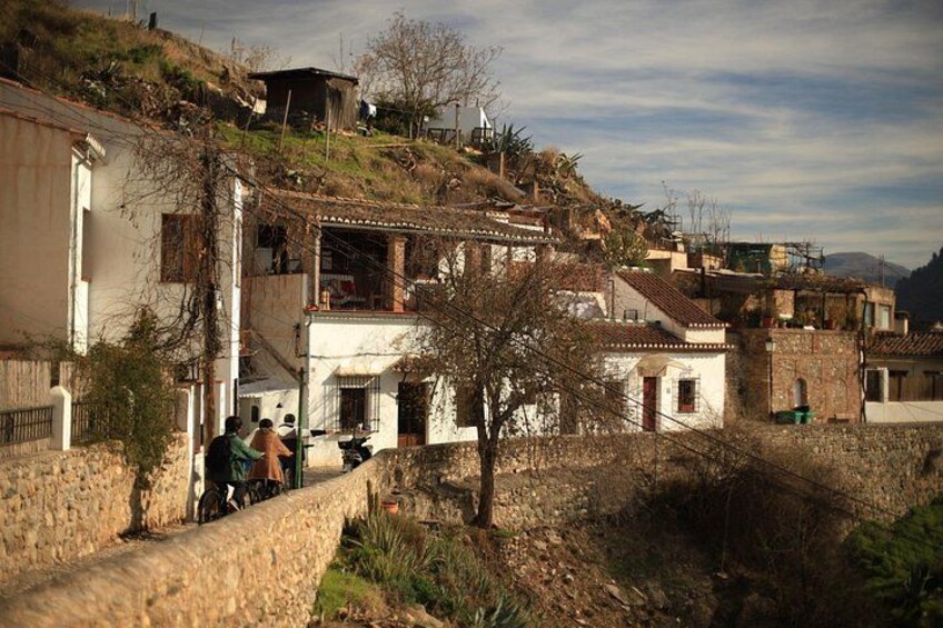 Albaicin & Sacramonte Electric Bike Tour in Granada 2