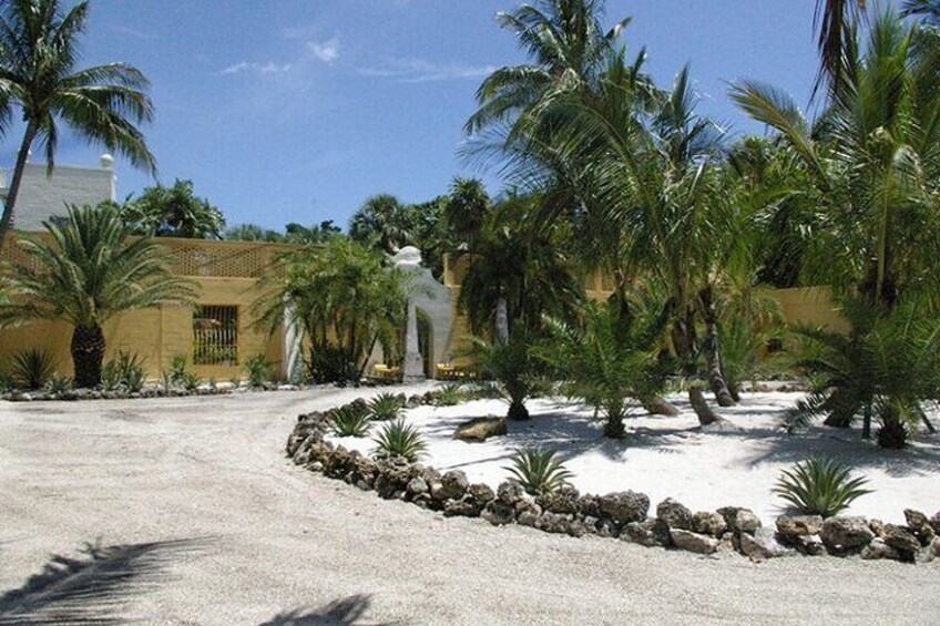 Fort Lauderdale Bonnet House Ground and Guided Paddle Board Kayak