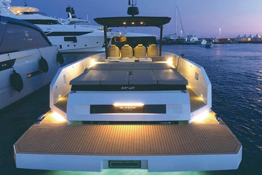 Private 5-Hour Cruise on Brand-New Luxury Yacht in Mykonos (Para Voce) 2