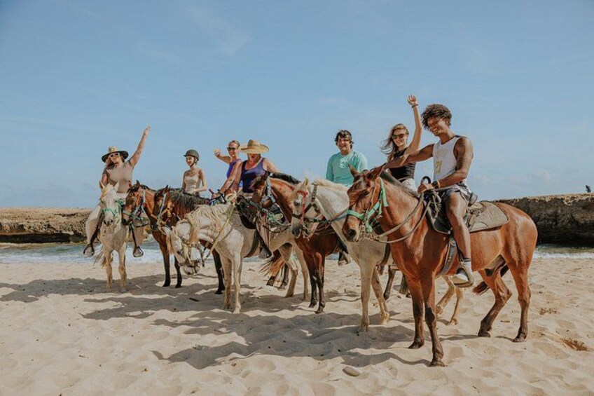Horseback Riding and Natural Pool Adventure in Aruba 5