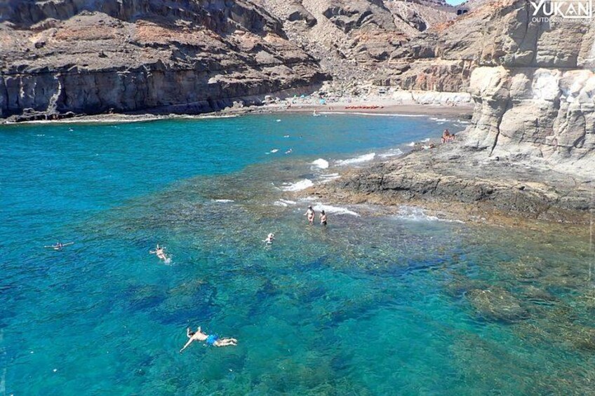 Kayak & Snorkeling Tour in Caves in Gran Canaria 2