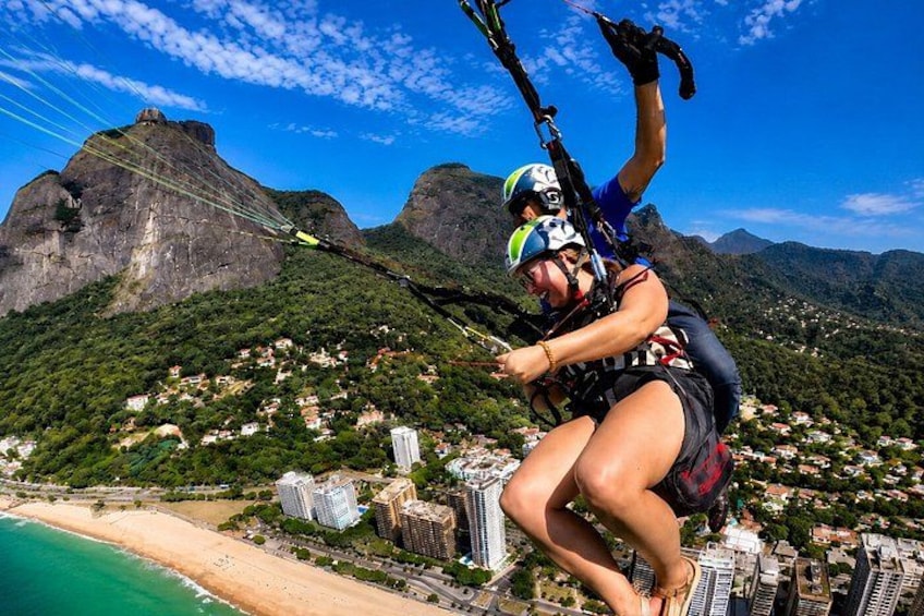 Rio De Janeiro Panoramic Parapente Flight with BOMVOO.rio 5