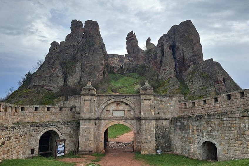 Full-Day Belogradchik Rocks and Belogradchik Fortress from Sofia 3