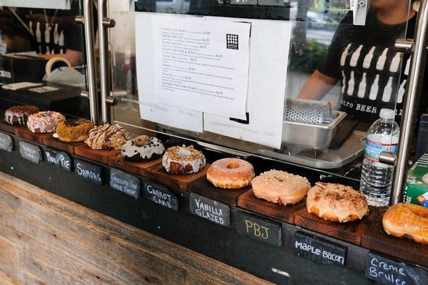 Washington DC's Best Donuts, Sweet Treats & Walking History Tour 5