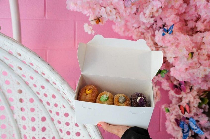 Washington DC's Best Donuts, Sweet Treats & Walking History Tour 5