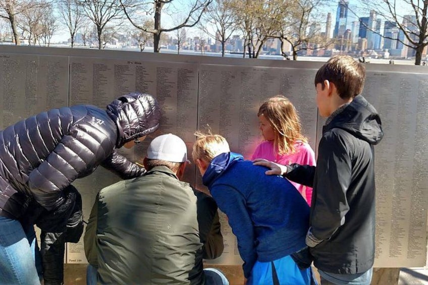 Private Statue of Liberty and Ellis Island Tour 2