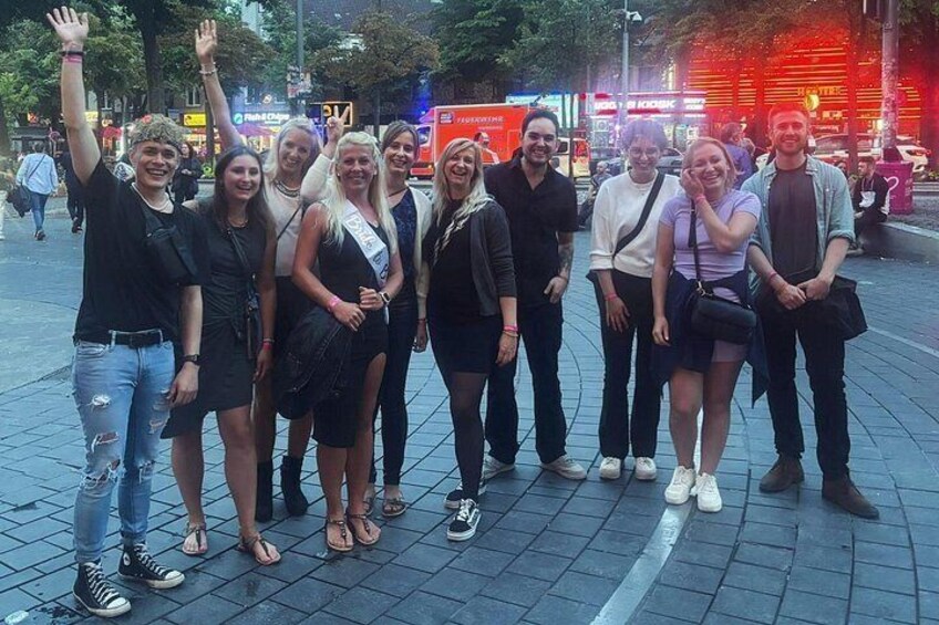 Private Hamburg Nightlife Tour: Shots & Club Entry 2