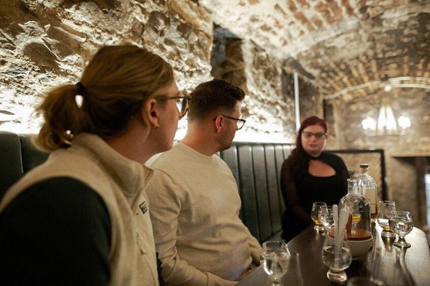 Luxury Whisky Tasting in Edinburgh's Underground Vaults | 90min 4