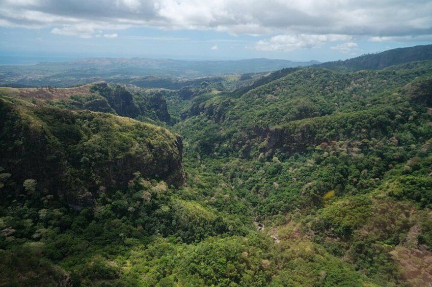 Fiji Private Helicopter Tour Sleeping Giant and Koroyanitu Heritage Park 3