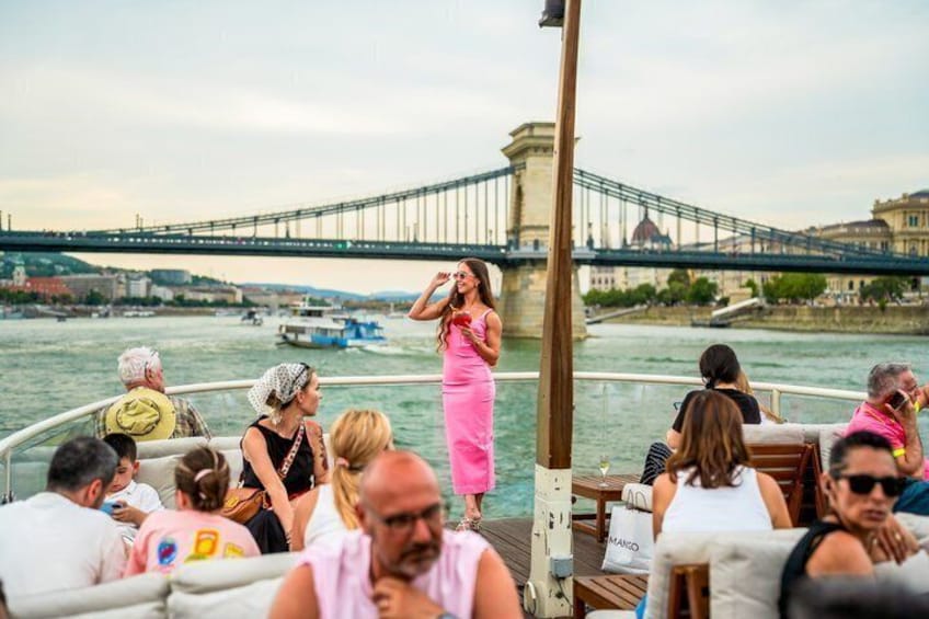 Budapest River Cruise with 1 Free Tokaj Frizzante and Audio Guide 2