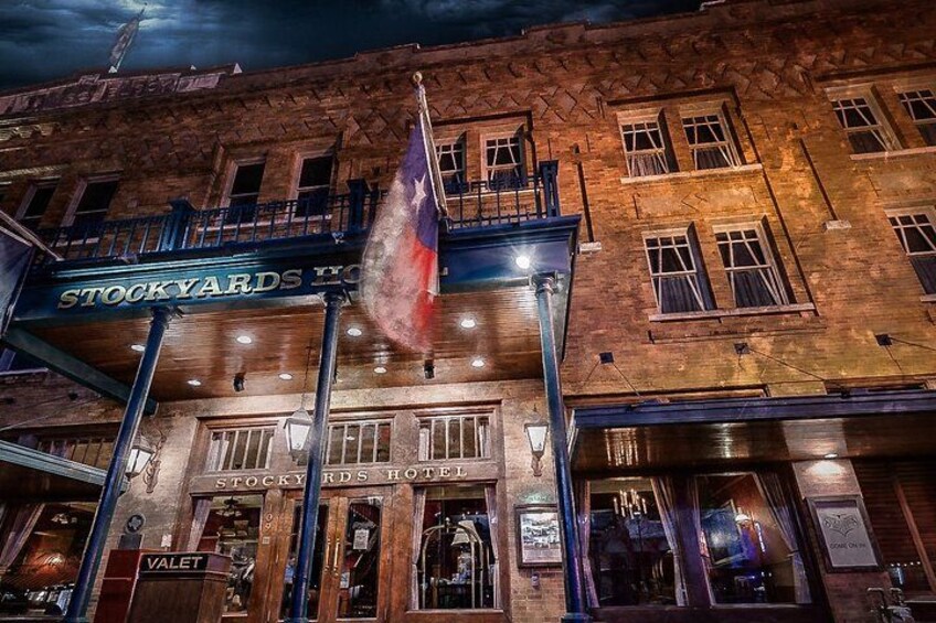 Discover the restless spirits that refuse to fade into oblivion on our Fort Worth's haunted tour. 1