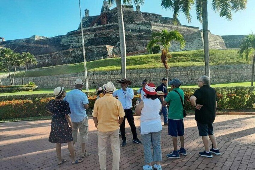 Visit to the impressive San Felipe Castle. 2