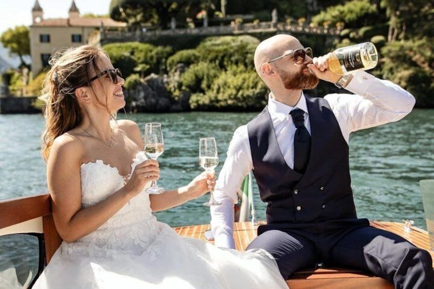 Lake Como Private Wooden Boat Tour & Italian Glamour 2