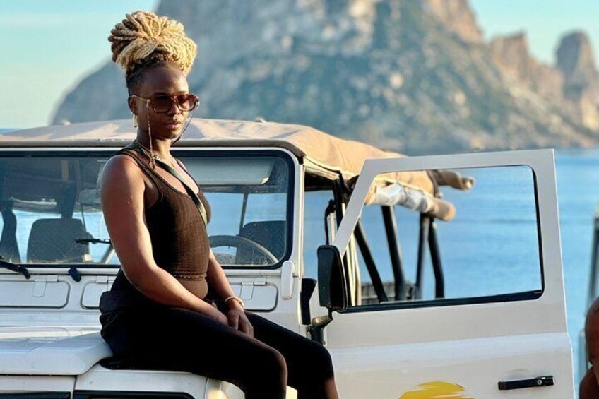 Ibiza en 4x4: Es Vedra, calas y puesta de sol 4