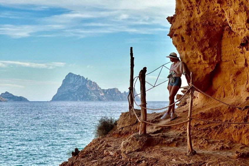 Ibiza en 4x4: Es Vedra, calas y puesta de sol 4
