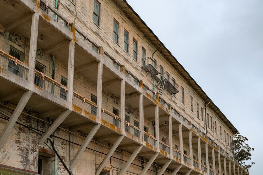 Legendary Alcatraz Island with Self-Guided Audio Tour