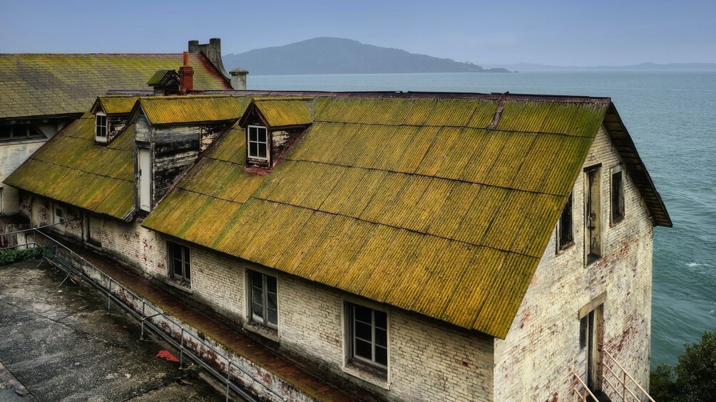 Legendary Alcatraz Island with Self-Guided Audio Tour