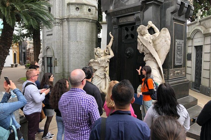 Recoleta Cemetery Walking Tour 3