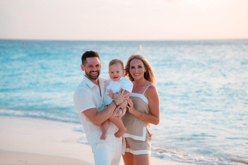 Private Vacation Photoshoot with Photographer in Virginia Beach 4