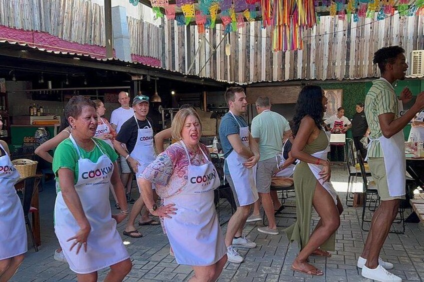 Cabo San Lucas Cooking, Dancing and Mixology Class 4