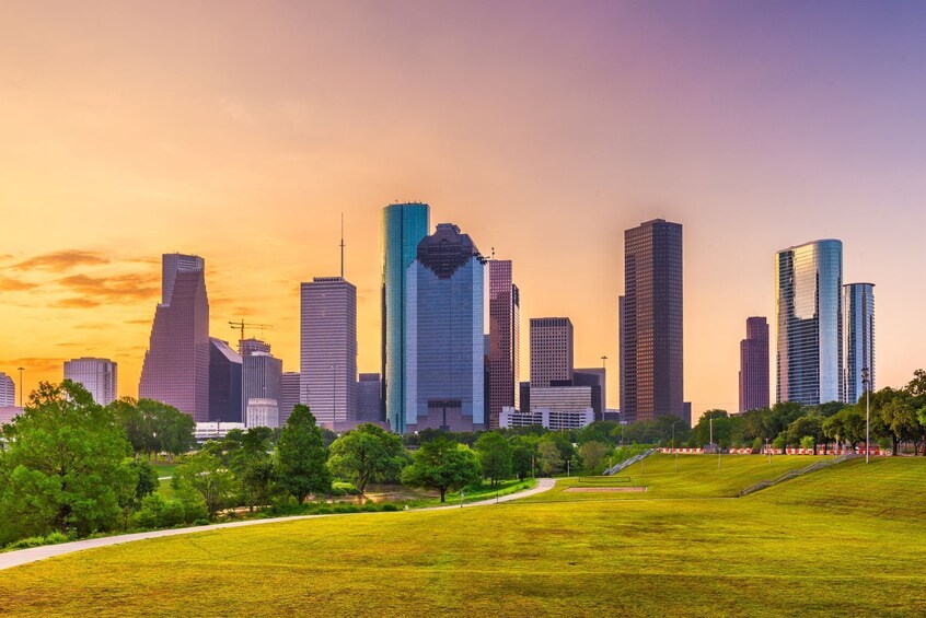 Downtown Houston Must-See Landmarks with Self-Guided Audio Tour