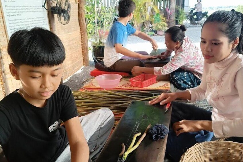 Siem Reap Lotus Silk Farm - Artisans Immersion 4