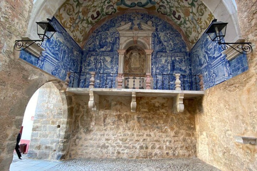 Entry to the city os Obidos 3