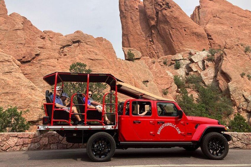 Sightseeing Jeep Tour in Garden of the Gods 1
