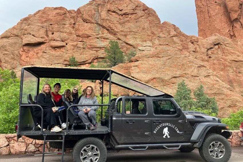 Sightseeing Jeep Tour in Garden of the Gods 4
