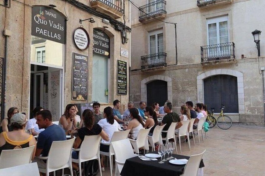 Alicante: Guided Tapas Tour by Bike with Gourmet Tastings 2