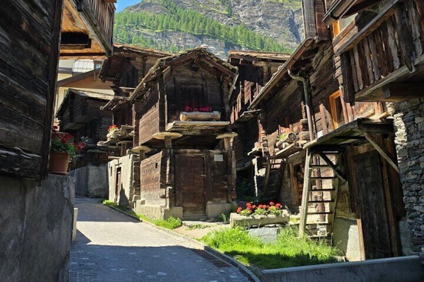The Best of Zermatt: Guided Small Group Village Walk 1