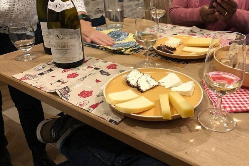 Atelier de dégustation vins et fromages Dijon 3