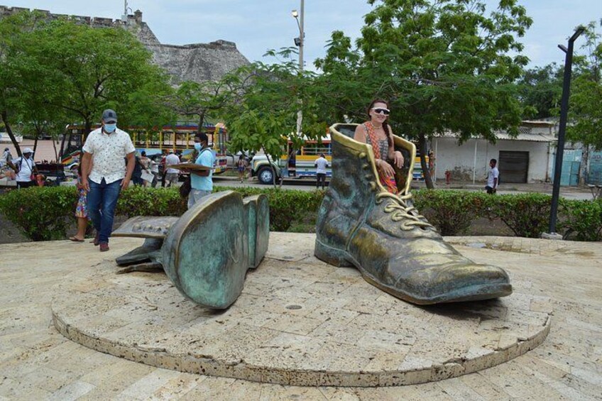 City Tour in Chiva through the City of Cartagena 1