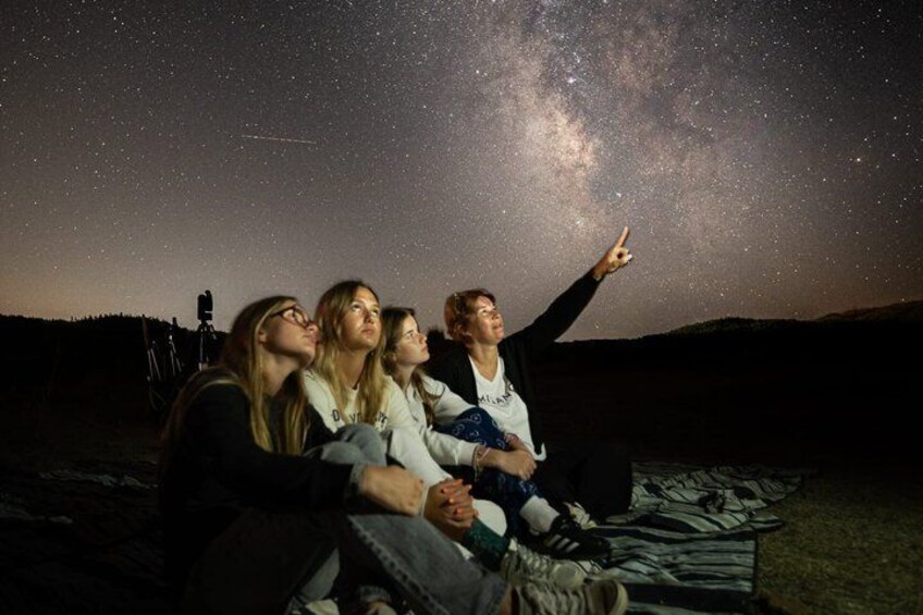 Watch the cosmos DE from the coast of Menorca 5
