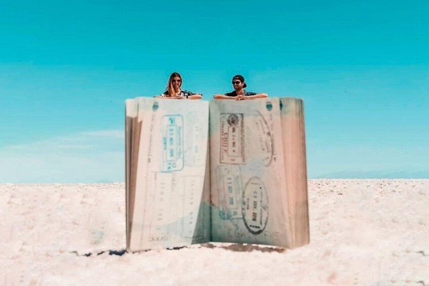 Private 3-day tour from La Paz to the Salar de Uyuni by plane 3