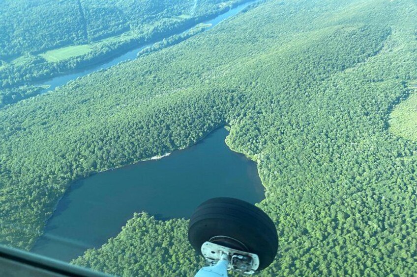 Hop on Air. Delaware Water Gap Tour. Lake on top of the mountain. 2