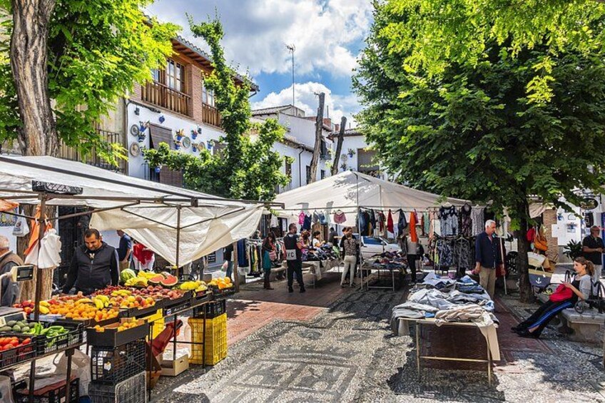 Two-Hour Walking Tour Visiting Albaicín and Sacromonte 5