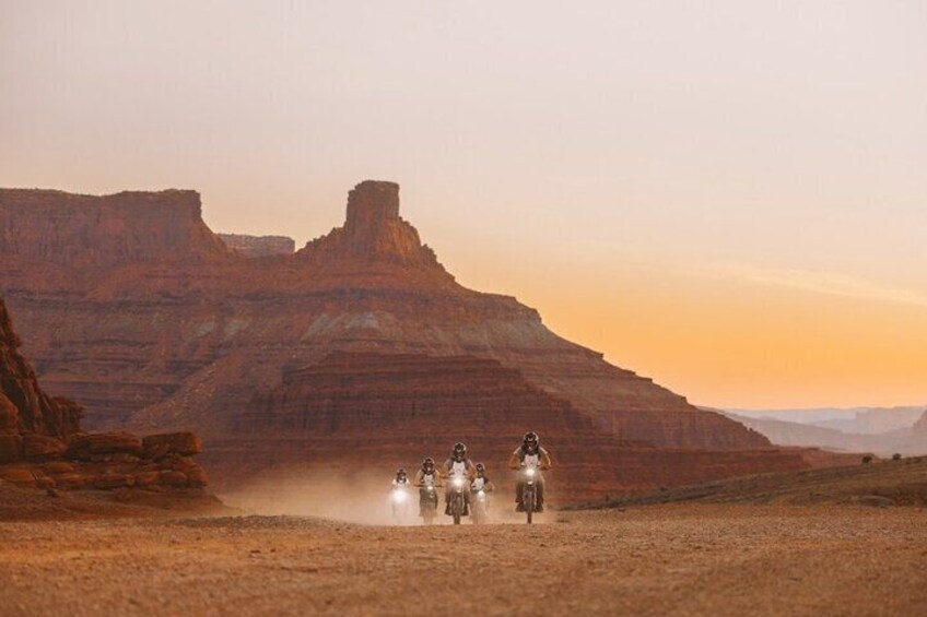 Electric Dirt Bike Tour, Colorado River Overlook in Moab, Utah