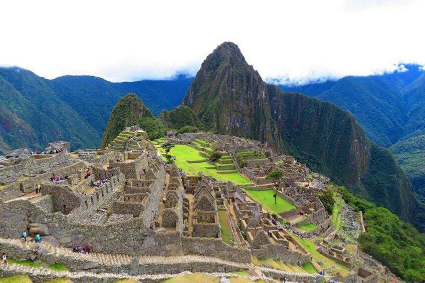 un día espectacular lleno de solhttps://media-cdn.tripadvisor.com/media/attractions-splice-spp-720x480/12/20/42/c1.jpg y un paisaje hermoso 4