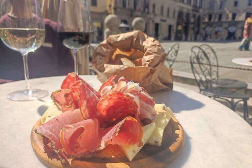 Lucca Walking Food Tour