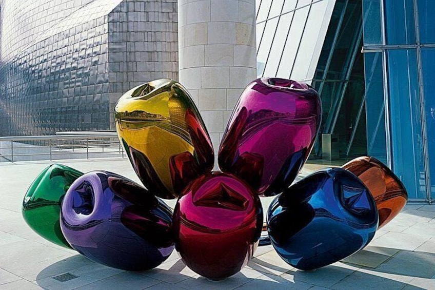Guggenheim Bilbao Museum Private Small Group Tour with Ticket 5