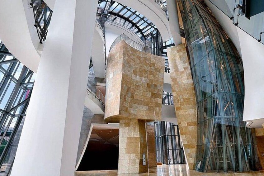 Guggenheim Bilbao Museum Private Small Group Tour with Ticket 4
