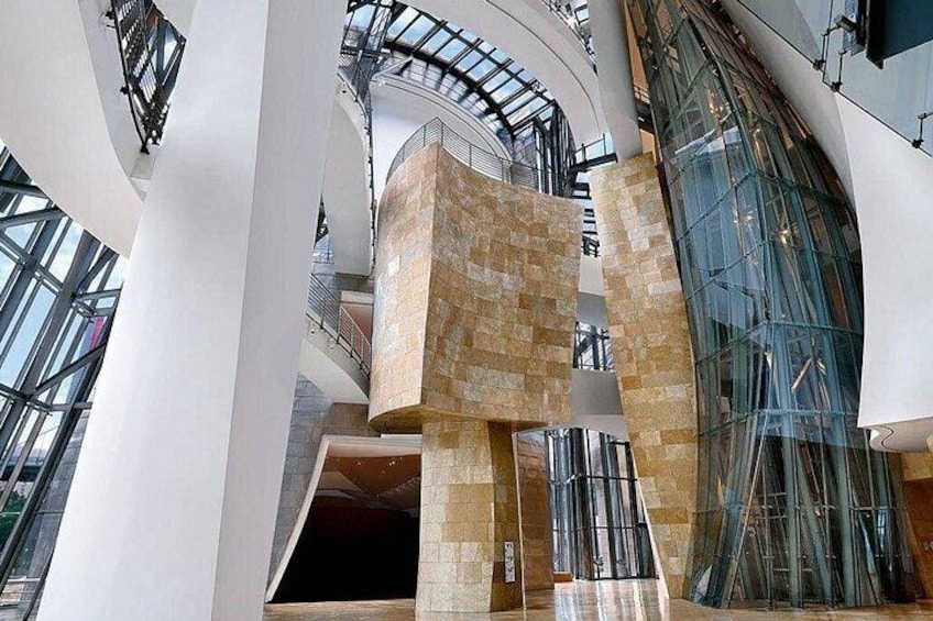 Guggenheim Bilbao Museum Private Small Group Tour with Ticket 4