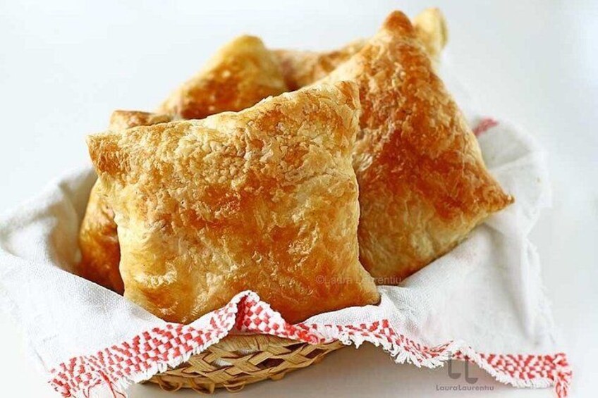 Local Food and History Tour of Bucharest with Local Foodie 4